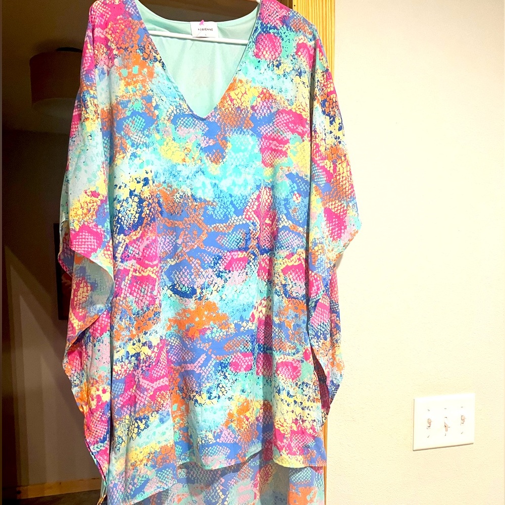 Adrienne high low dress. Size large. Mermaid colors